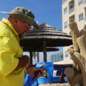Andy Hancock's Proven sandcastle building system